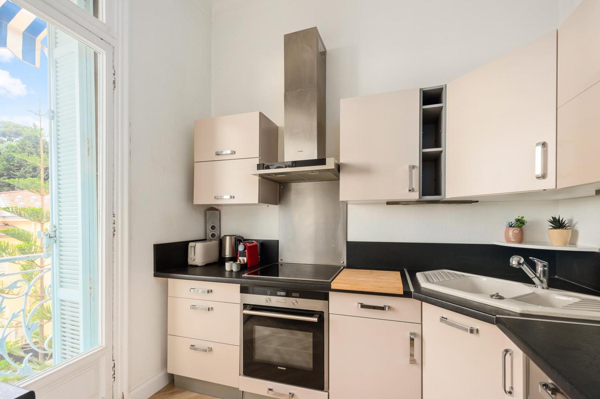 Mont Fleuri- Somptueux 2 Pieces - Parking - Menton Apartment Exterior foto