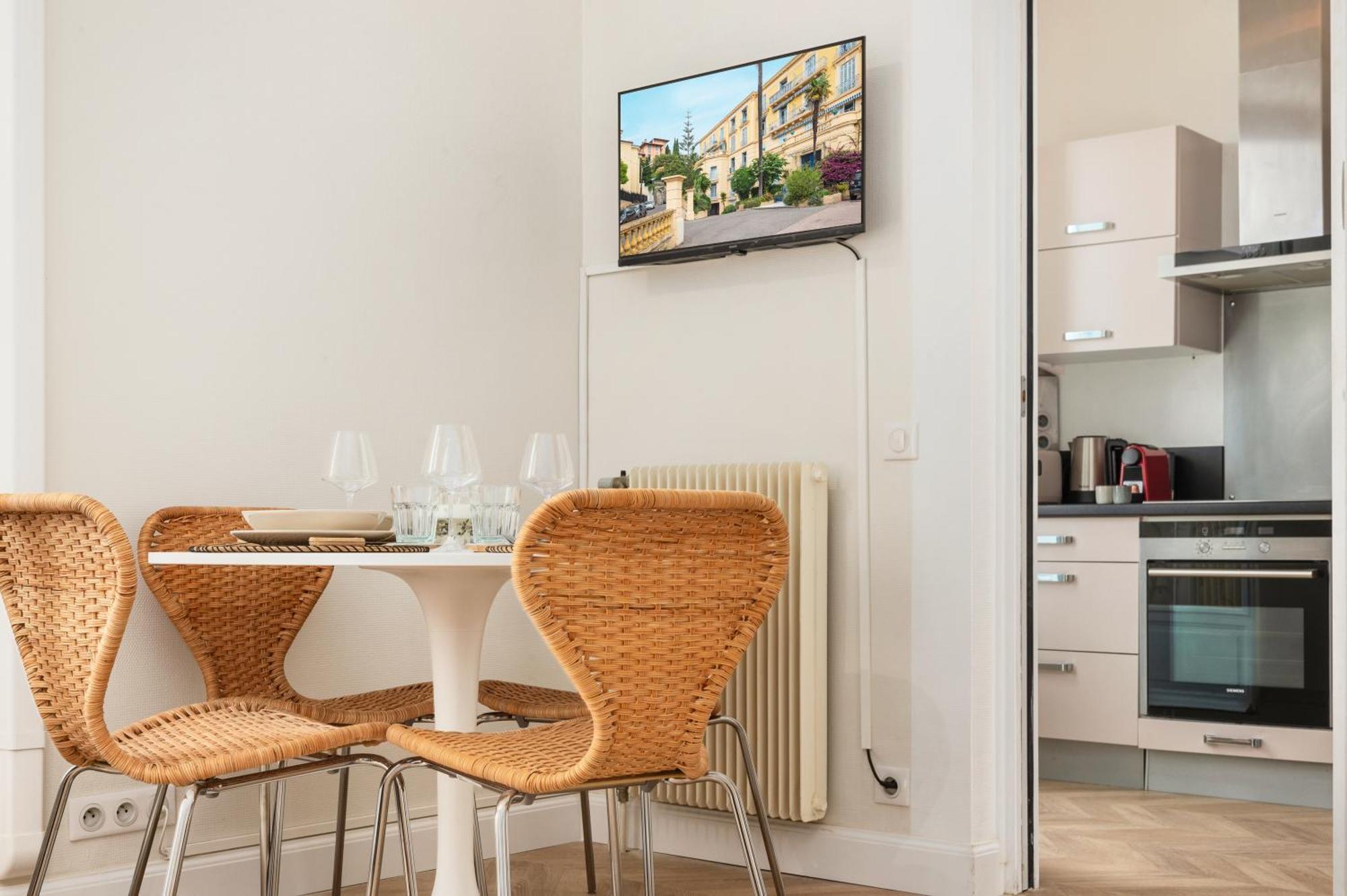 Mont Fleuri- Somptueux 2 Pieces - Parking - Menton Apartment Exterior foto